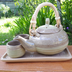 ชุดกาน้ำชาเซรามิค handmade